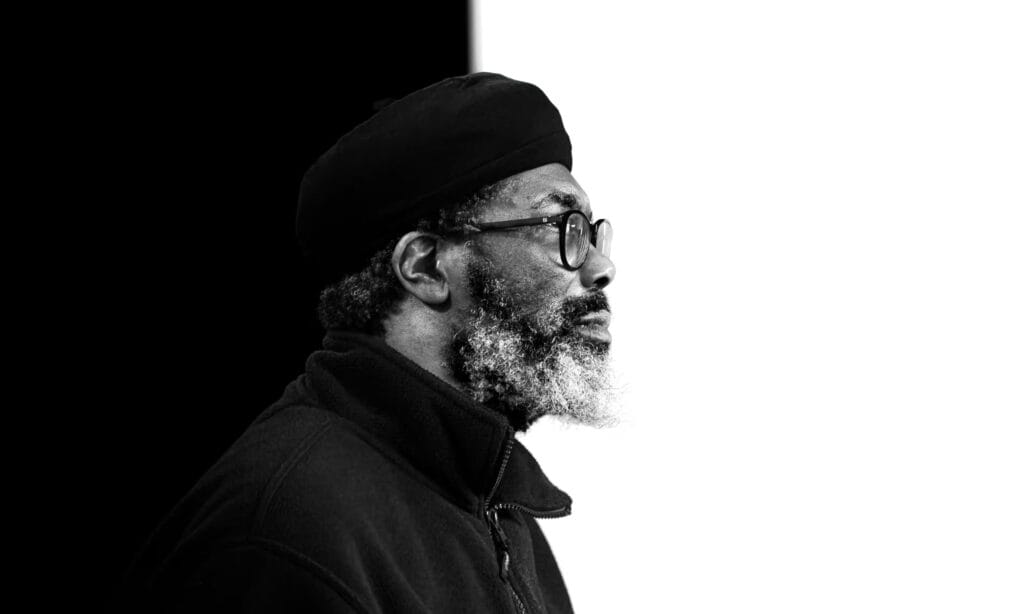 Pat Thomas & Kitchen Orchestra: Madad – bestillingsverk